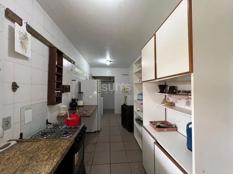 Oportunidade de negócio a uma quadra do mar, sobrado em 2 terrenos!: 13ª foto da galeria de imagens do imóvel