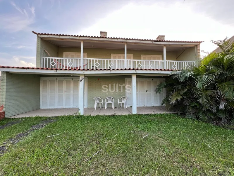 Oportunidade de negócio a uma quadra do mar, sobrado em 2 terrenos!: 3ª foto da galeria de imagens do imóvel