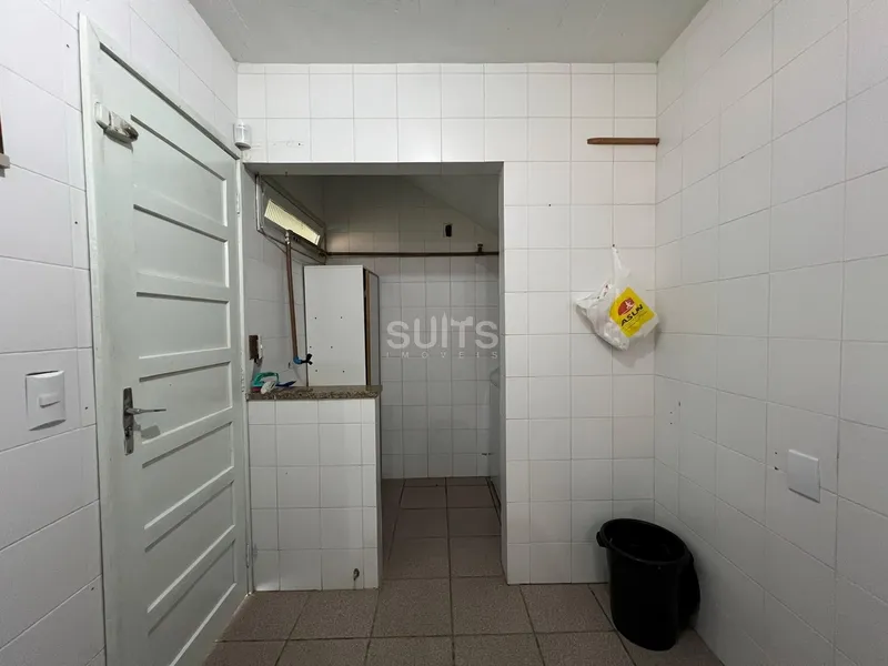 Oportunidade de negócio a uma quadra do mar, sobrado em 2 terrenos!: 14ª foto da galeria de imagens do imóvel