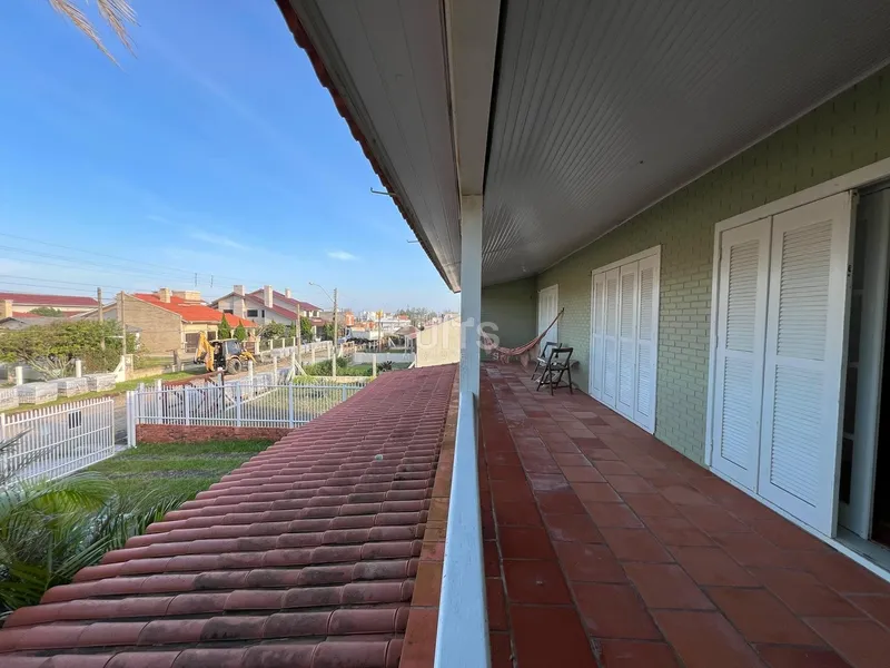 Oportunidade de negócio a uma quadra do mar, sobrado em 2 terrenos!: 17ª foto da galeria de imagens do imóvel