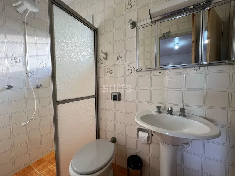 Oportunidade de negócio a uma quadra do mar, sobrado em 2 terrenos!: 24ª foto da galeria de imagens do imóvel