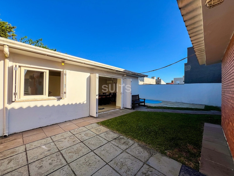 Excelente casa à venda no Centro de Xangri-Lá : 19ª foto da galeria de imagens do imóvel