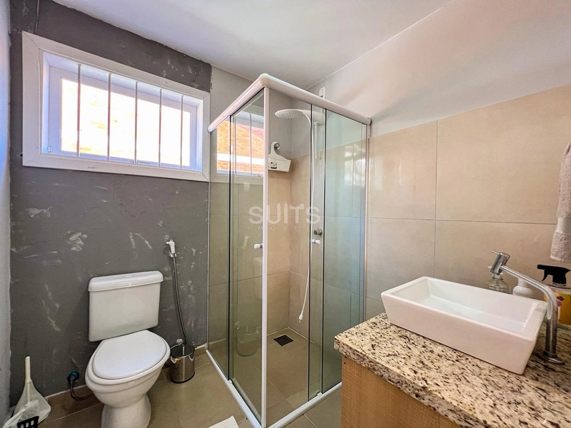 Excelente casa à venda no Centro de Xangri-Lá : 28ª foto da galeria de imagens do imóvel