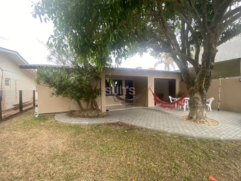 Ótima casa no Centro de Xangri-Lá: 1ª foto da galeria de imagens do imóvel