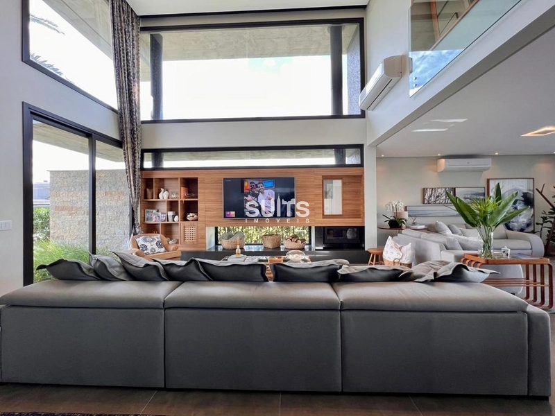 Sobrado magnífico na beira do lago no condomínio Enseada: 35ª foto da galeria de imagens do imóvel