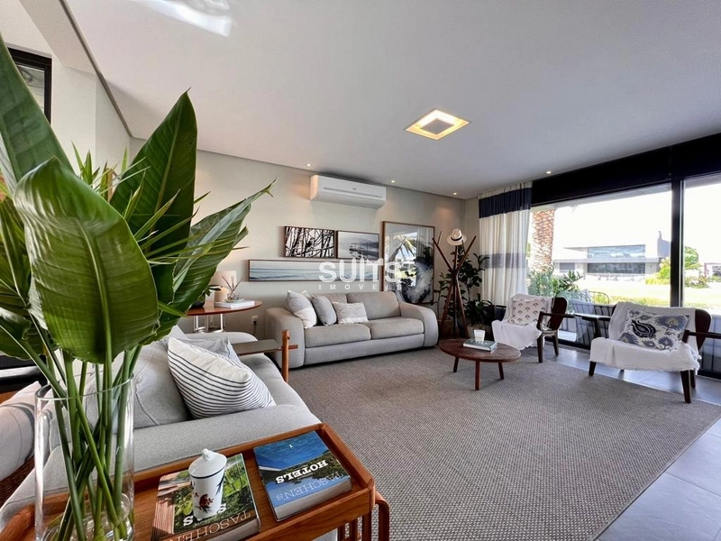 Sobrado magnífico na beira do lago no condomínio Enseada: 36ª foto da galeria de imagens do imóvel