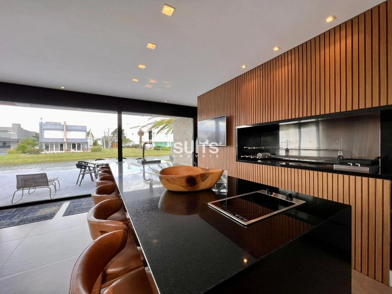 Sobrado magnífico na beira do lago no condomínio Enseada: 17ª foto da galeria de imagens do imóvel