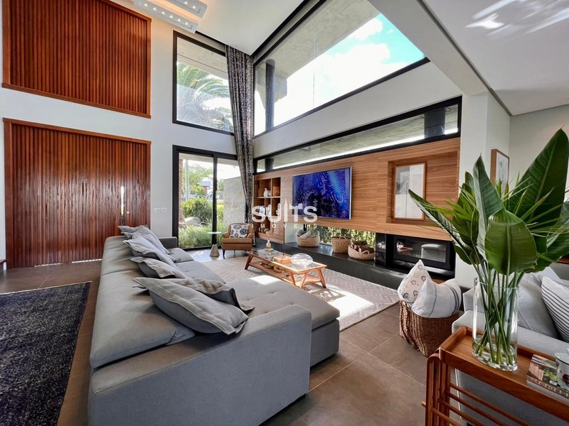 Sobrado magnífico na beira do lago no condomínio Enseada: 49ª foto da galeria de imagens do imóvel