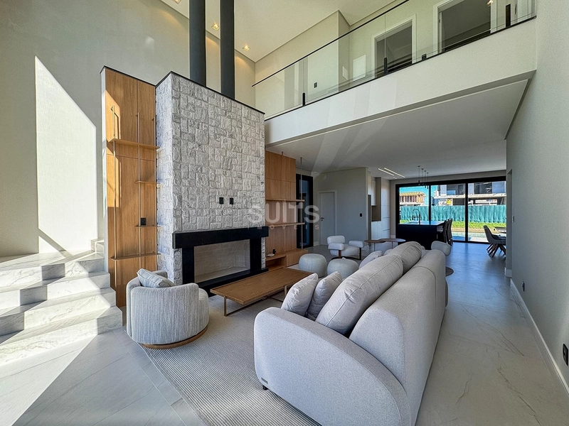 Excelente sobrado beira lago no Condomínio Zen: 3ª foto da galeria de imagens do imóvel