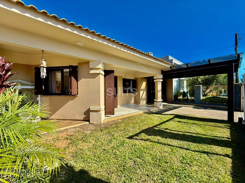 Excelente casa à 02 quadras do mar na praia de Atlântida Sul : 4ª foto da galeria de imagens do imóvel