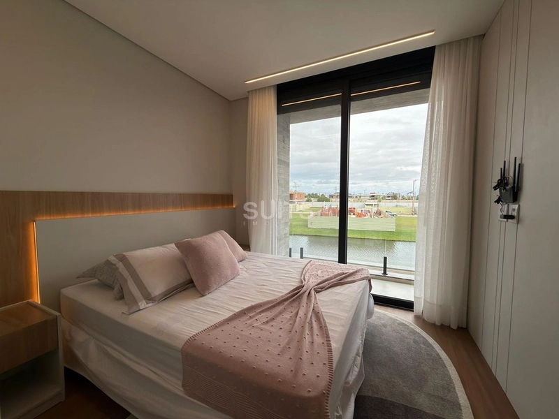 Excelente sobrado beira lago à venda no condomínio Amare: 18ª foto da galeria de imagens do imóvel