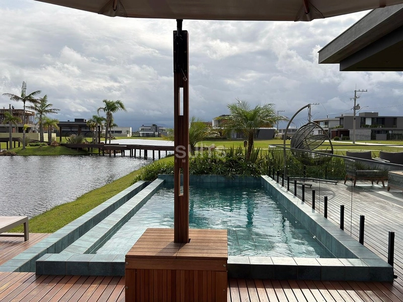 Excelente sobrado beira lago à venda no condomínio Amare: 24ª foto da galeria de imagens do imóvel