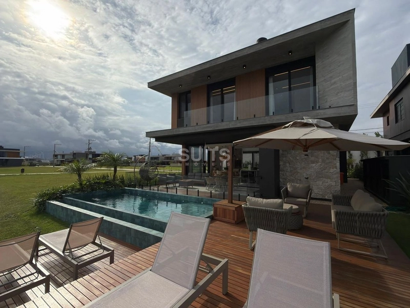 Excelente sobrado beira lago à venda no condomínio Amare: 35ª foto da galeria de imagens do imóvel