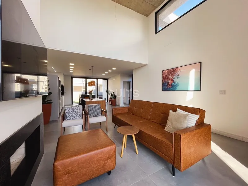 Linda casa à venda no condomínio Blue em Xangri-Lá: 2ª foto da galeria de imagens do imóvel