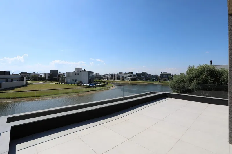Sobrado beira lago á venda no Condomínio Riviera: 30ª foto da galeria de imagens do imóvel