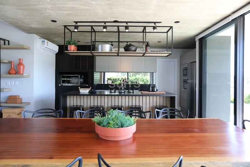 Sobrado beira lago á venda no Condomínio Riviera: 15ª foto da galeria de imagens do imóvel