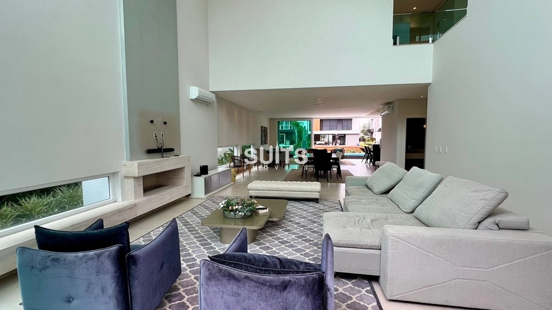 Excelente Sobrado no condomínio Malibu: 3ª foto da galeria de imagens do imóvel