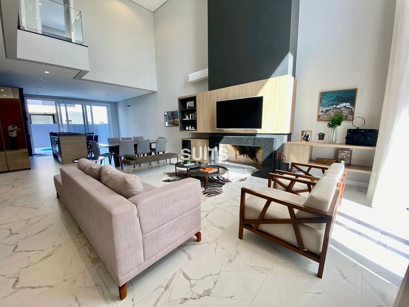 Sobrado com localização privilegiada no condomínio Blue: 3ª foto da galeria de imagens do imóvel