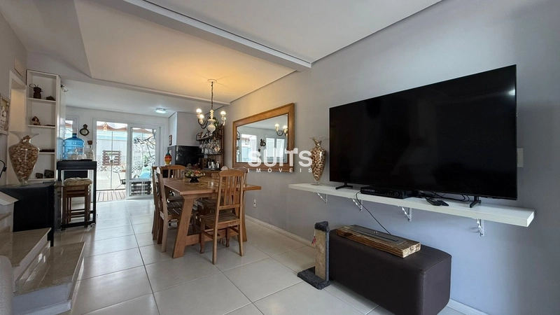 Excelente sobrado à venda no condomínio Pacific: 3ª foto da galeria de imagens do imóvel