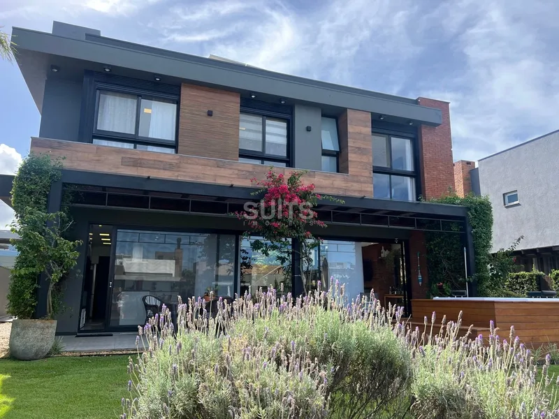 Excelente sobrado beira lago no condomínio Malibu: 36ª foto da galeria de imagens do imóvel