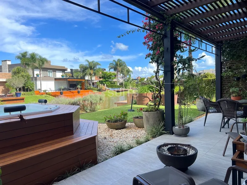 Excelente sobrado beira lago no condomínio Malibu: 32ª foto da galeria de imagens do imóvel