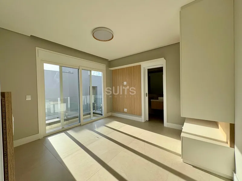 Excelente sobrado com vista para o lago no Condomínio Las Palmas: 16ª foto da galeria de imagens do imóvel