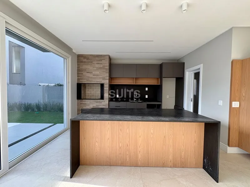 Excelente sobrado com vista para o lago no Condomínio Las Palmas: 8ª foto da galeria de imagens do imóvel