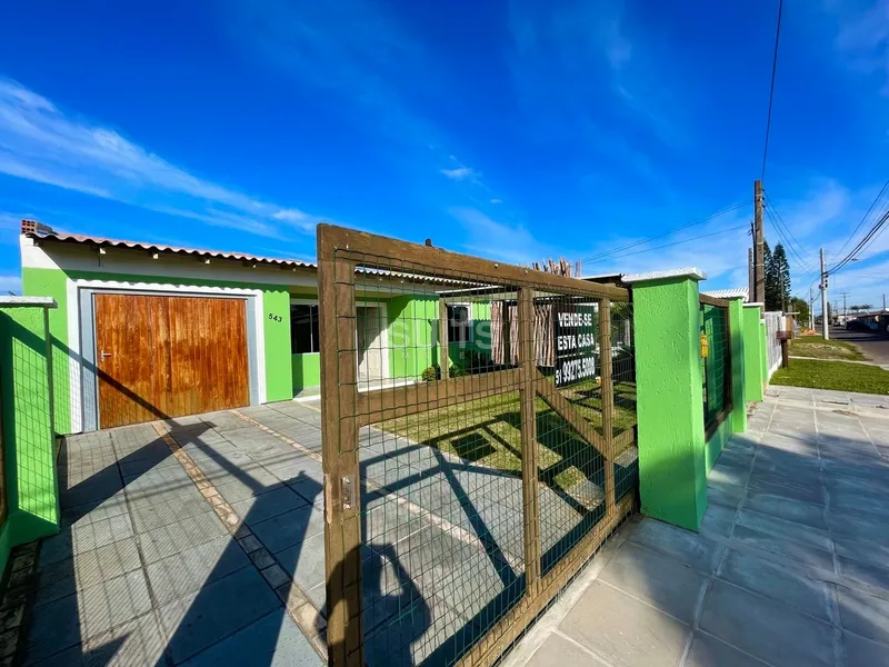 Ótima Casa no Centro de Xangri-Lá: 1ª foto da galeria de imagens do imóvel