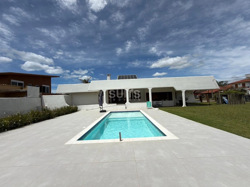 Excelente casa à venda na Praia de Atlântida em Xangri-Lá: 37ª foto da galeria de imagens do imóvel