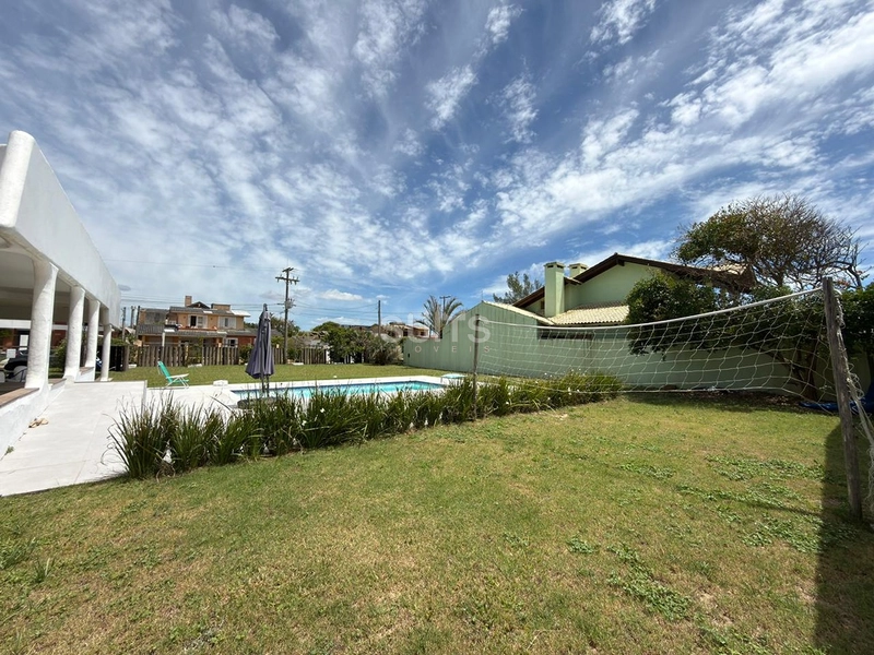 Excelente casa à venda na Praia de Atlântida em Xangri-Lá: 3ª foto da galeria de imagens do imóvel