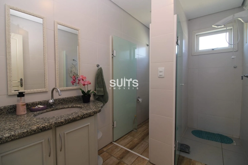 Casa à 02 quadras do mar no centro de Xangri-Lá: 10ª foto da galeria de imagens do imóvel