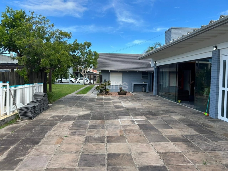 Excelente casa com 02 terrenos no centro da praia de Xangri-Lá: 22ª foto da galeria de imagens do imóvel