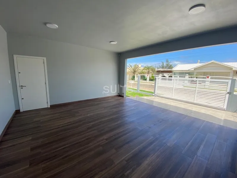 LINDA CASA PROXIMO DO MAR EM ATLANTIDA SUL: 4ª foto da galeria de imagens do imóvel