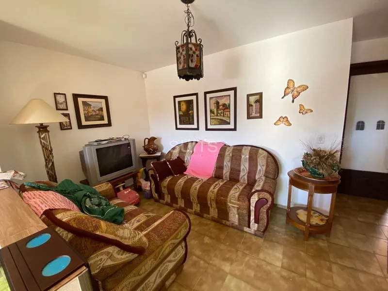 Ótimo sobrado à venda no centro de Xangri-Lá: 7ª foto da galeria de imagens do imóvel