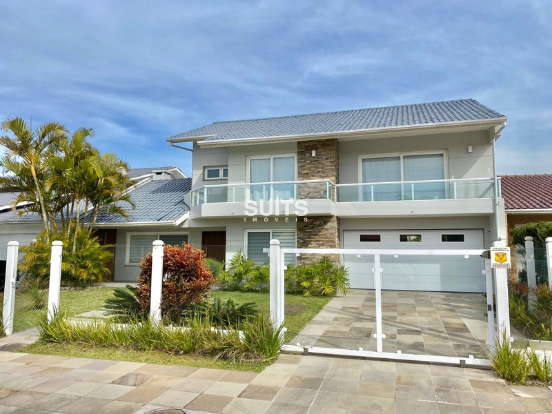 Excelente sobrado à venda no Centro: 2ª foto da galeria de imagens do imóvel