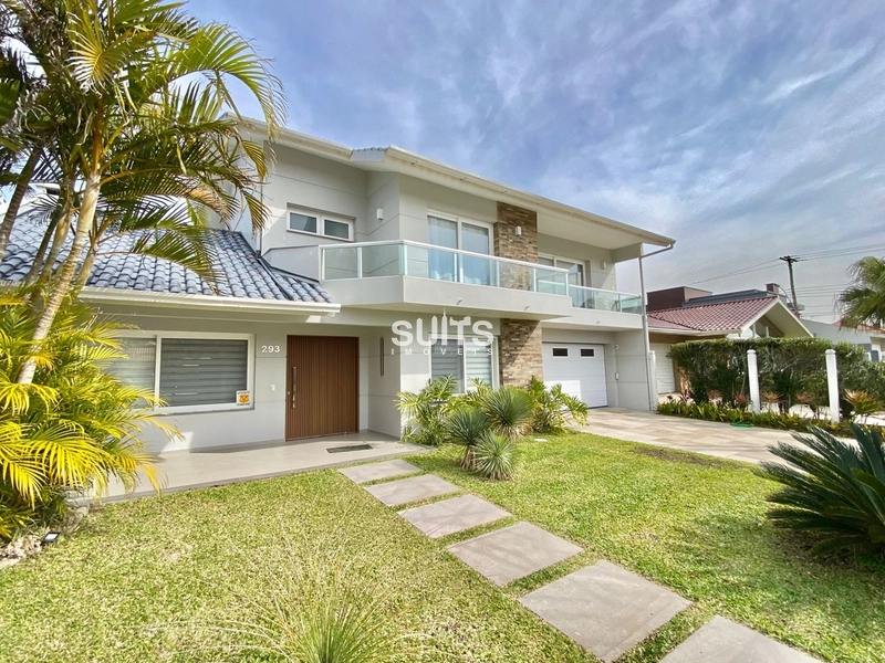 Excelente sobrado à venda no Centro: 3ª foto da galeria de imagens do imóvel