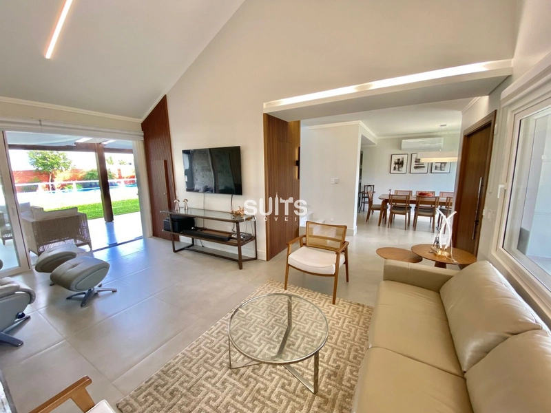 Excelente sobrado à venda no Centro: 8ª foto da galeria de imagens do imóvel