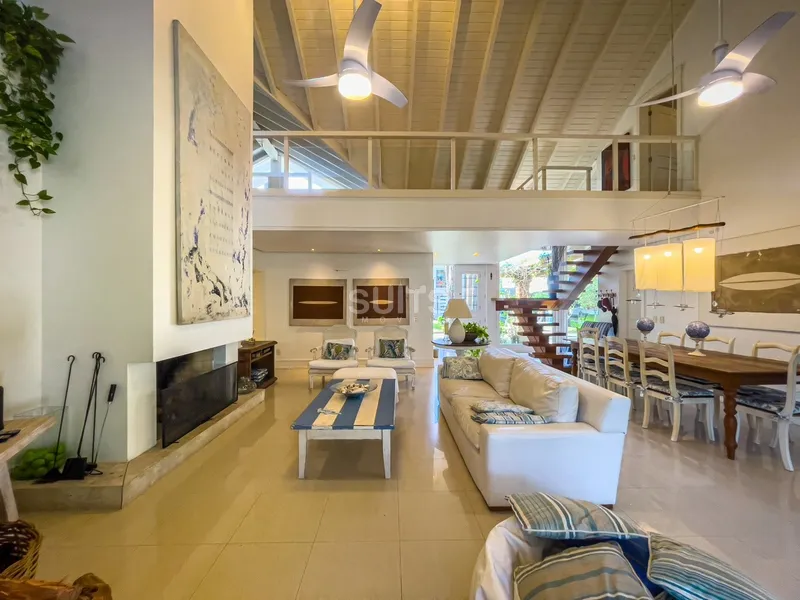 Incrível sobrado no condomínio Carmel em Atlântida: 10ª foto da galeria de imagens do imóvel