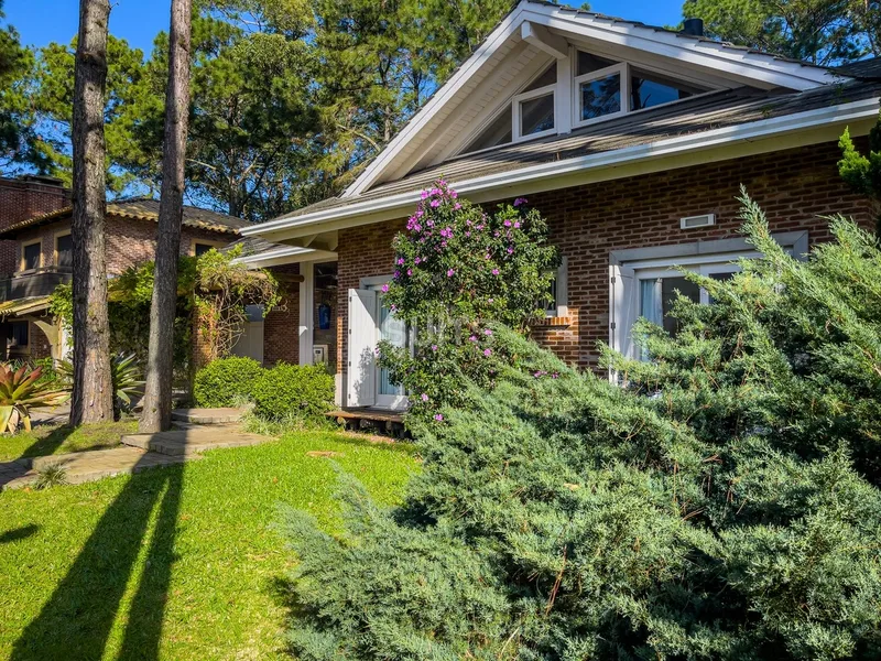 Incrível sobrado no condomínio Carmel em Atlântida: 4ª foto da galeria de imagens do imóvel