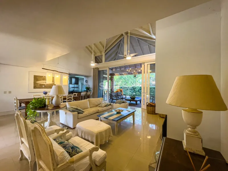 Incrível sobrado no condomínio Carmel em Atlântida: 8ª foto da galeria de imagens do imóvel