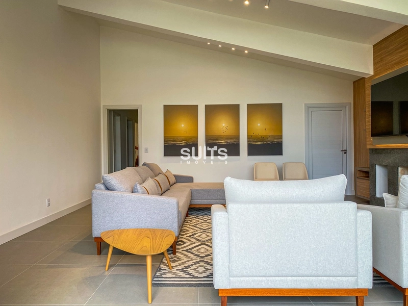 LINDA CASA NO CENTRO DE XANGRI-LÁ: 8ª foto da galeria de imagens do imóvel