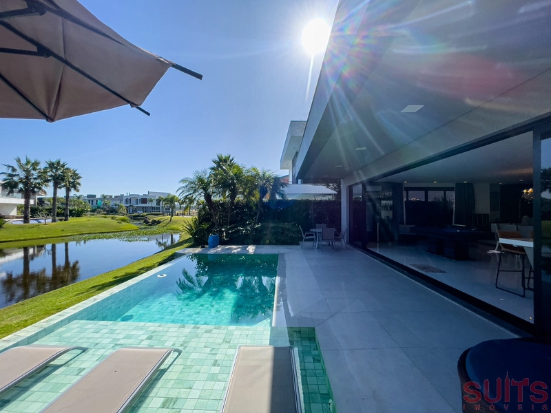 Excelente sobrado beira lago no condomínio Enseada: 20ª foto da galeria de imagens do imóvel