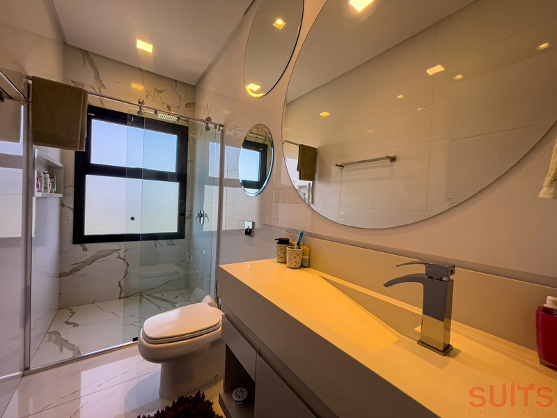 Excelente sobrado beira lago no condomínio Enseada: 37ª foto da galeria de imagens do imóvel