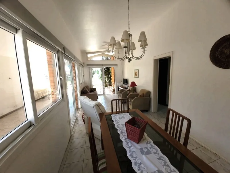 Excelente casa á 03 quadras do mar no centro de Xangri-Lá: 8ª foto da galeria de imagens do imóvel