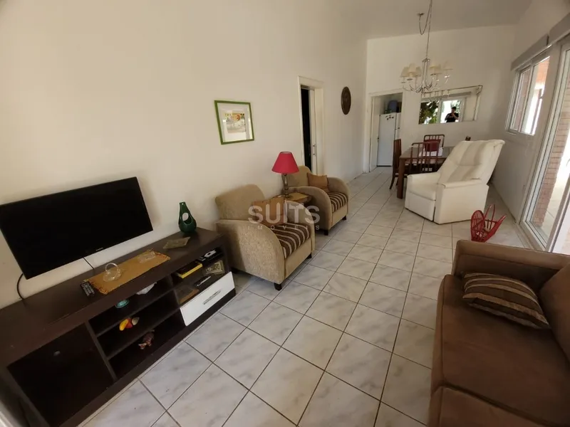 Excelente casa á 03 quadras do mar no centro de Xangri-Lá: 5ª foto da galeria de imagens do imóvel