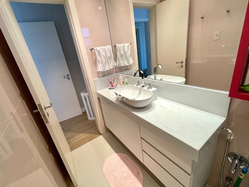 Sobrado diferenciado no condomínio Condado de Capão!: 15ª foto da galeria de imagens do imóvel