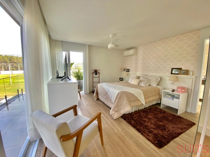 Incrível mansão no condomínio Bosques de Atlântida: 19ª foto da galeria de imagens do imóvel