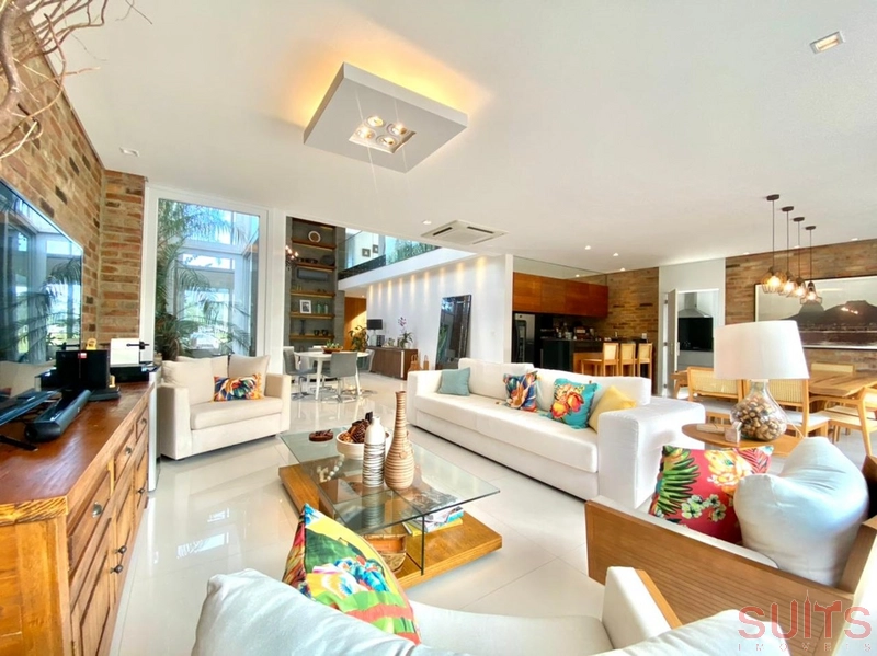 Incrível mansão no condomínio Bosques de Atlântida: 5ª foto da galeria de imagens do imóvel