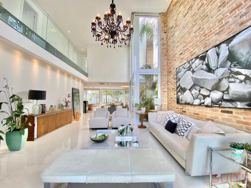 Incrível mansão no condomínio Bosques de Atlântida: 3ª foto da galeria de imagens do imóvel