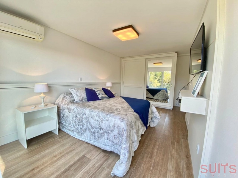 Incrível mansão no condomínio Bosques de Atlântida: 17ª foto da galeria de imagens do imóvel